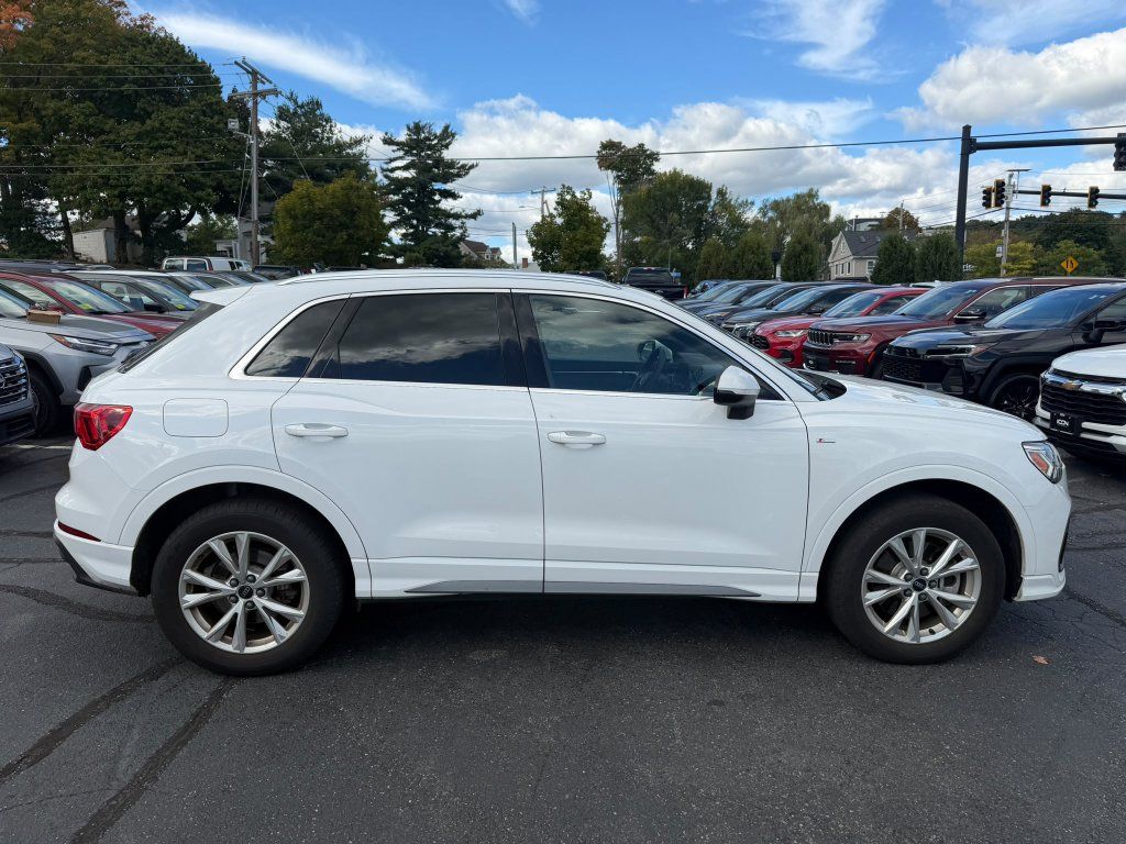 Used 2025 Audi Q3 2.0T Premium AWD/4WD image 4