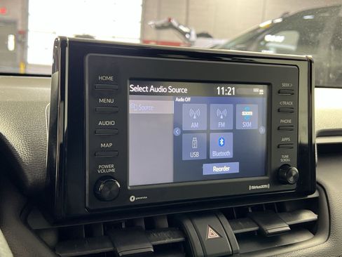 Used 2020 Toyota RAV4 LE w/ Carpet Mat Package image 18