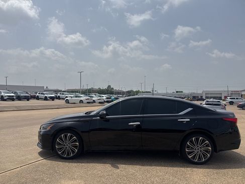 Certified 2023 Nissan Altima 2.5 SL AWD/4WD image 11