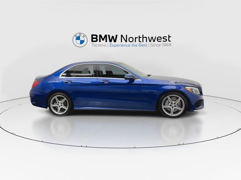 Used 2017 Mercedes-Benz C 300 Sedan image 5