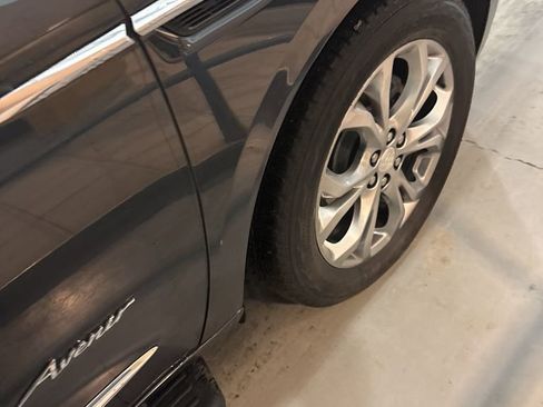 Used 2021 Buick Enclave Avenir w/ Avenir Technology Package image 11