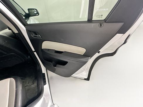 Used 2013 GMC Terrain SLT FWD image 29