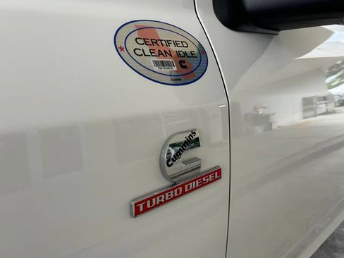Used 2025 RAM 3500 Tradesman w/ Chrome Appearance Group RWD image 14