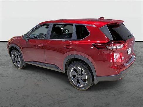 Used 2026 Nissan Rogue SV w/ Cold Weather Package AWD/4WD image 2