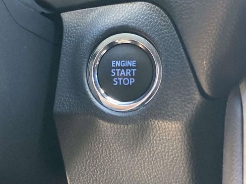 Used 2022 Toyota RAV4 XLE image 25