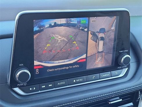 Used 2022 Nissan Rogue SL image 15