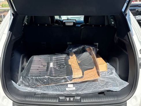 New 2024 Ford Escape SE FWD image 16