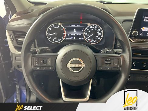 Used 2023 Nissan Rogue S AWD/4WD image 14