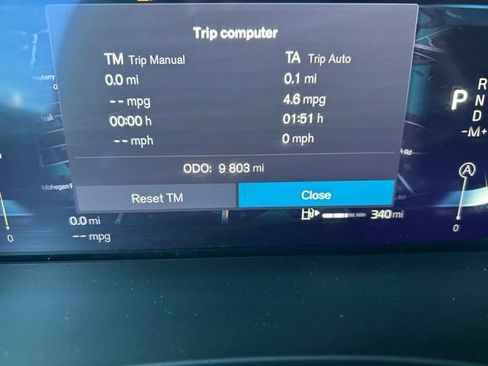 Used 2025 Volvo XC60 B5 Plus AWD/4WD image 23