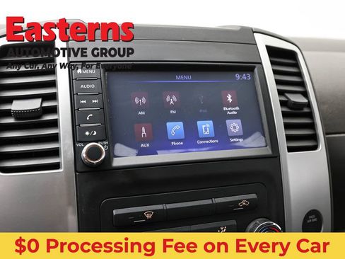 Used 2021 Nissan Frontier SV AWD/4WD image 18