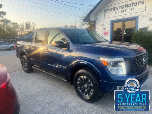 Used 2018 Nissan Titan PRO-4X image 1