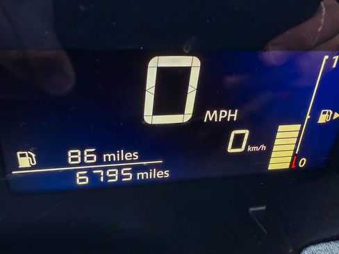 Certified 2025 Nissan Kicks SV image 40