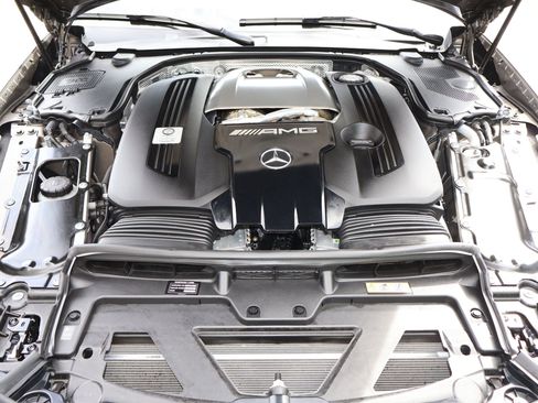 Used 2022 Mercedes-Benz SL 63 AMG 4MATIC image 28