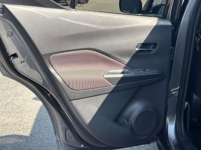 Used 2020 Nissan Kicks SV FWD image 16
