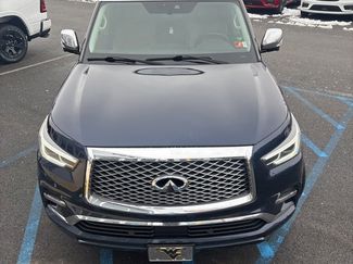 Used 2018 INFINITI QX80 4WD w/ Deluxe Technology Package video 2