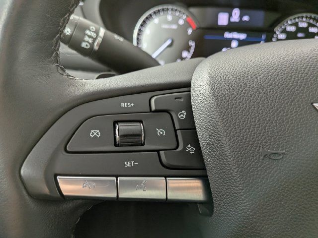Certified 2023 Cadillac XT4 Premium Luxury w/ Cold Weather Package AWD/4WD image 6