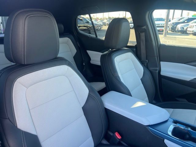 Used 2024 Chevrolet Equinox EV LT w/ Active Safety Package 3 AWD/4WD image 29