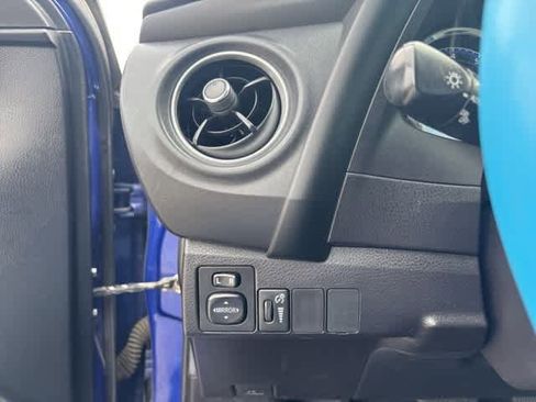 Used 2019 Toyota Corolla SE image 10