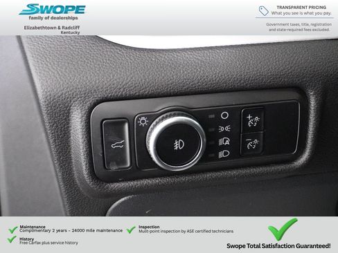 Used 2024 Ford Explorer XLT w/ Equipment Group 202A AWD/4WD image 16