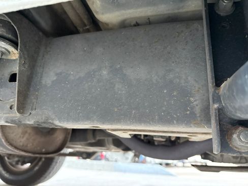 Used 2005 Toyota Land Cruiser AWD/4WD image 37