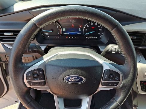 Certified 2023 Ford Explorer XLT w/ Equipment Group 202A AWD/4WD image 20