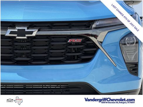 New 2026 Chevrolet Trax RS w/ Sunroof Package FWD image 8