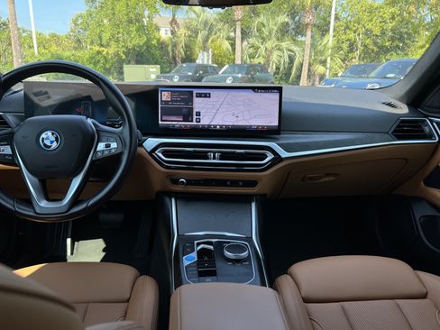 Used 2024 BMW i4 eDrive35 w/ Convenience Package RWD image 29