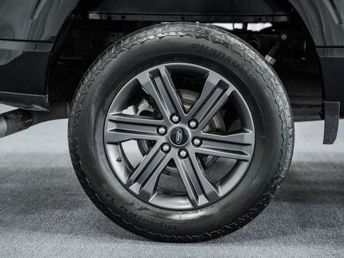 Used 2023 Ford F150 Lariat w/ Equipment Group 502A High image 25