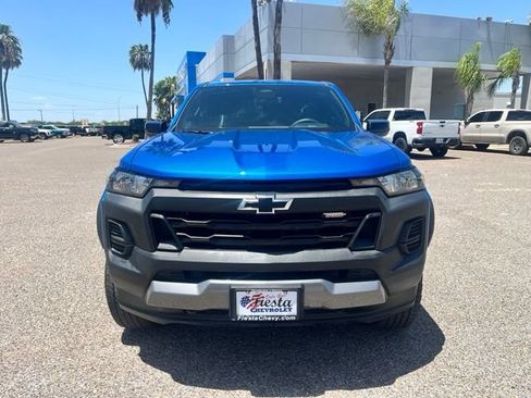 Used 2024 Chevrolet Colorado Trail Boss w/ Advanced Trailering Package AWD/4WD image 2