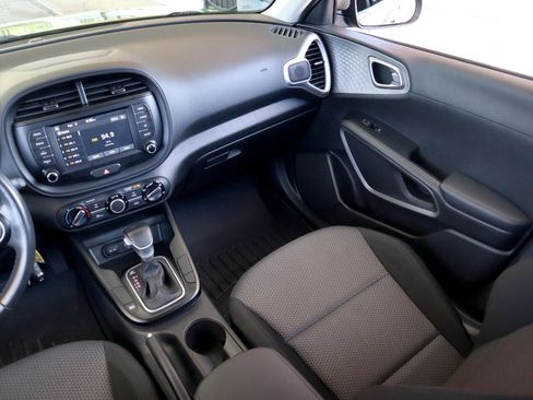 Used 2021 Kia Soul X-Line image 18