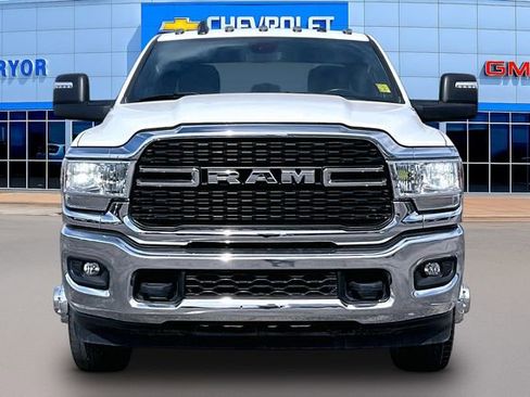 Used 2023 RAM 3500 Big Horn w/ Level 1 Equipment Group AWD/4WD image 2