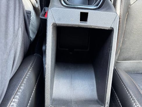 Used 2023 Jeep Compass Limited image 32