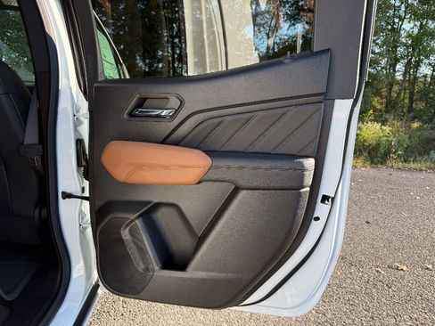 New 2026 GMC Canyon AT4 image 27