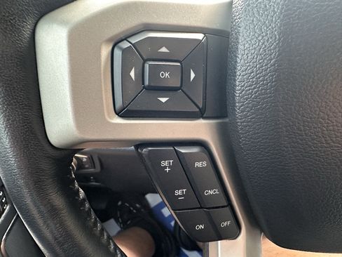 Used 2022 Ford F250 Lariat w/ Tremor Off-Road Package AWD/4WD image 22
