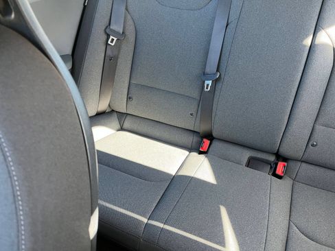 Used 2025 Kia K4 FWD image 40