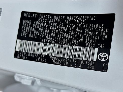 Certified 2026 Toyota Corolla SE w/ SE Package image 31