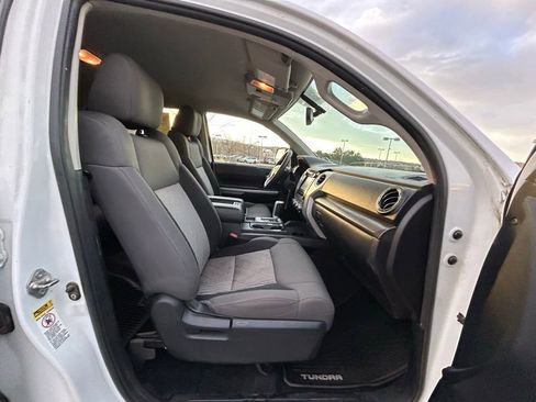 Used 2016 Toyota Tundra SR5 w/ TRD Off Road Package image 31