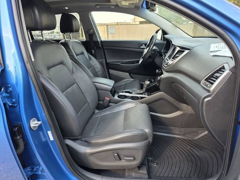 Used 2016 Hyundai Tucson Limited w/ Option Group 03 AWD/4WD image 23