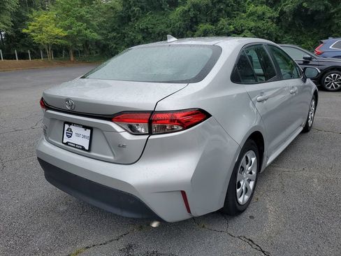 Used 2023 Toyota Corolla LE FWD image 6