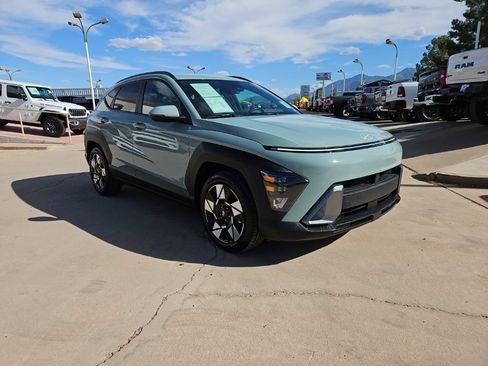 Used 2025 Hyundai Kona SEL FWD image 5