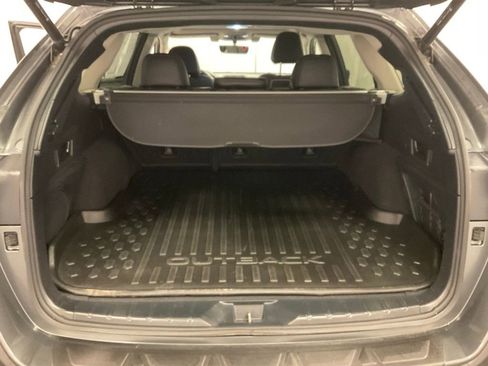 Used 2021 Subaru Outback Limited w/ Popular Package #2 image 9