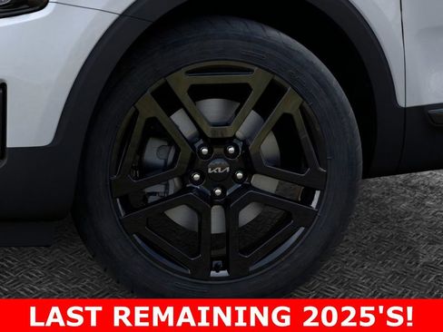 New 2025 Kia Telluride SX Prestige X-Line AWD/4WD image 9