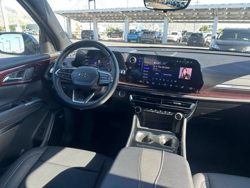 New 2026 Chevrolet Traverse Z71 w/ Enhanced Driving Package AWD/4WD image 15