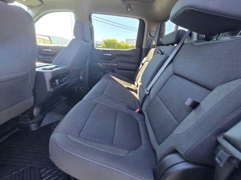 Used 2022 Chevrolet Silverado 1500 LT Trail Boss w/ Convenience Package II image 19