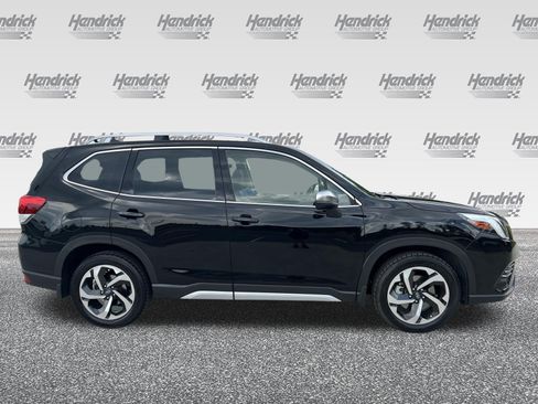 Used 2022 Subaru Forester Touring AWD/4WD image 10