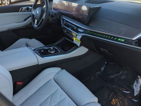 New 2026 BMW X5 sDrive40i w/ Premium Package RWD image 12