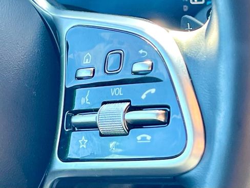 Certified 2022 Mercedes-Benz GLC 300 4MATIC image 26