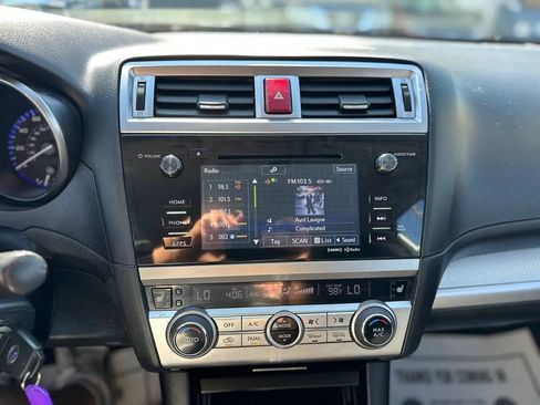Used 2017 Subaru Legacy 2.5i Premium image 39