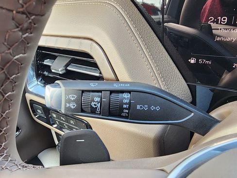 New 2026 GMC Yukon XL Denali w/ Denali Reserve Package AWD/4WD image 23