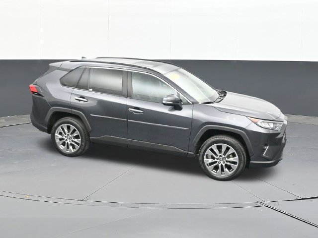 Used 2019 Toyota RAV4 Limited FWD image 61